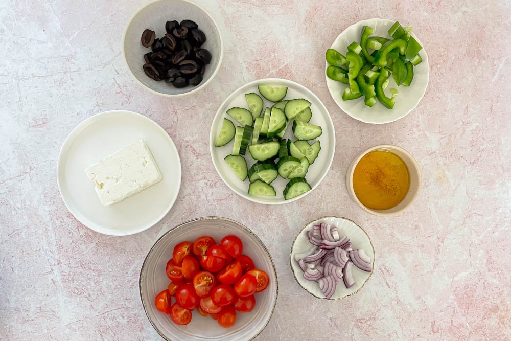 Graikiškos salotos - Mano Salotos Graikiškų salotų produktai